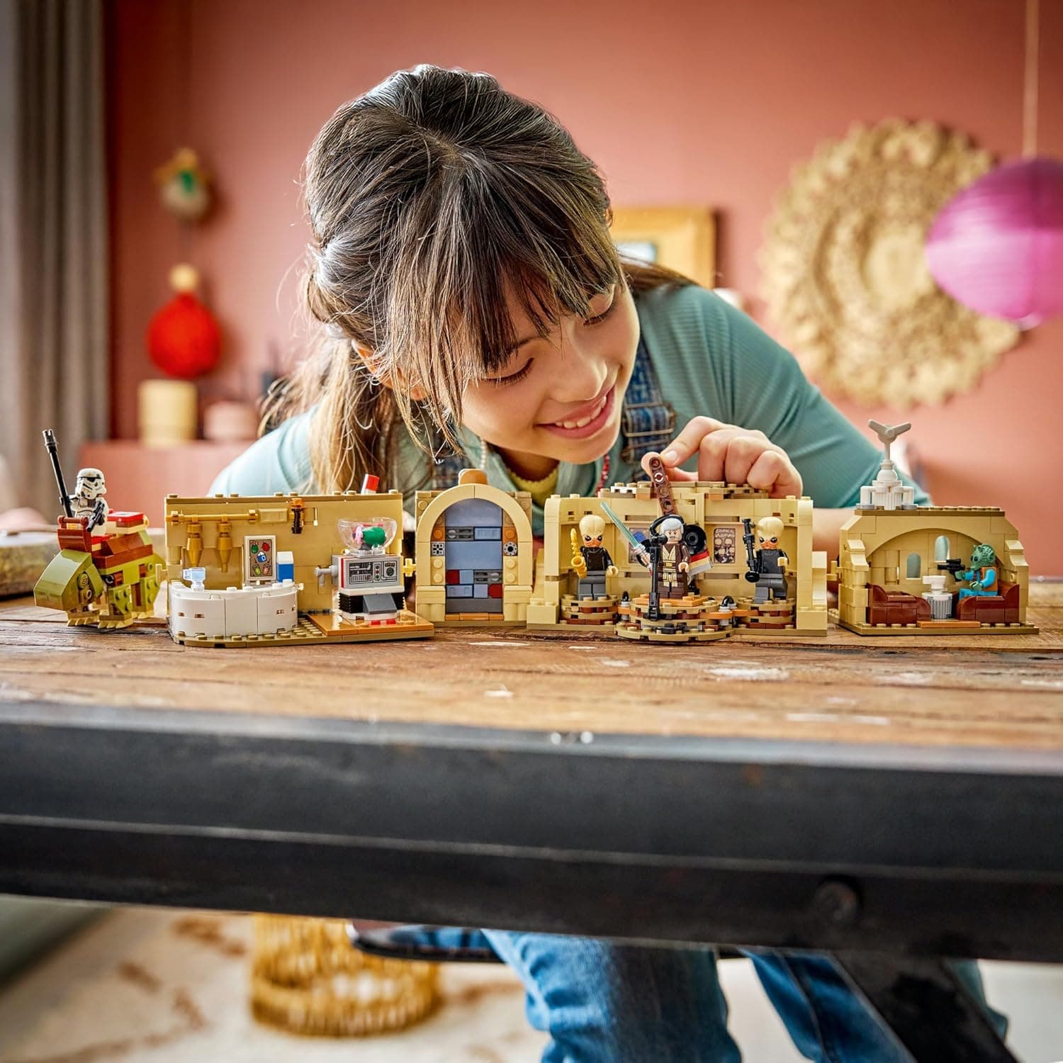 LEGO® Star Wars™ SMART Play™: Mos Eisley Cantina™ 75425