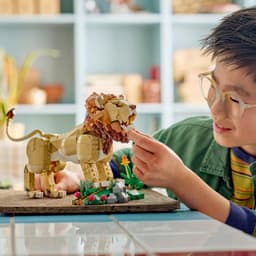 LEGO® Creator 3 in 1 Wild Animals: Majestic Lion 31386