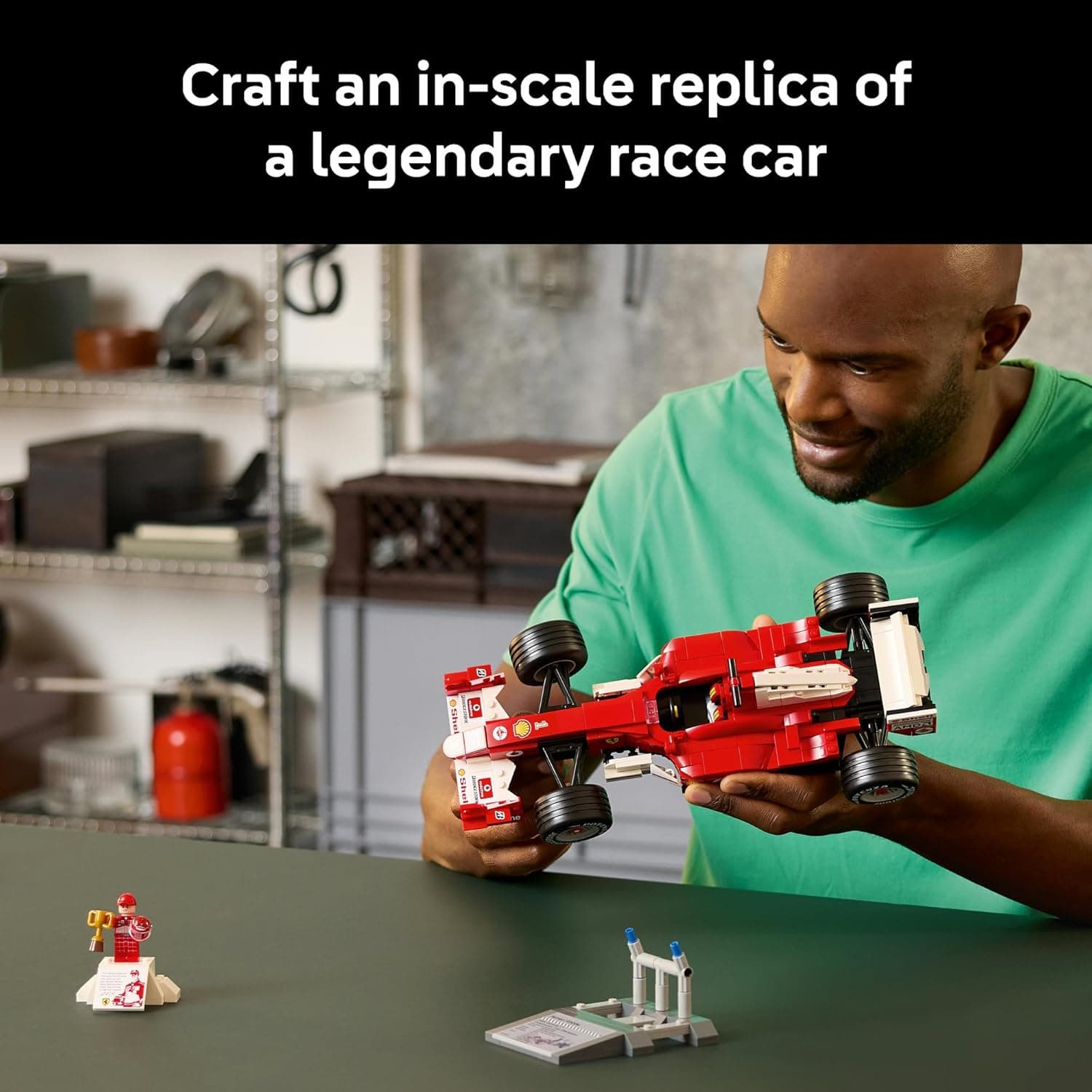 LEGO® Icons Ferrari F2004 & Michael Schumacher 11375