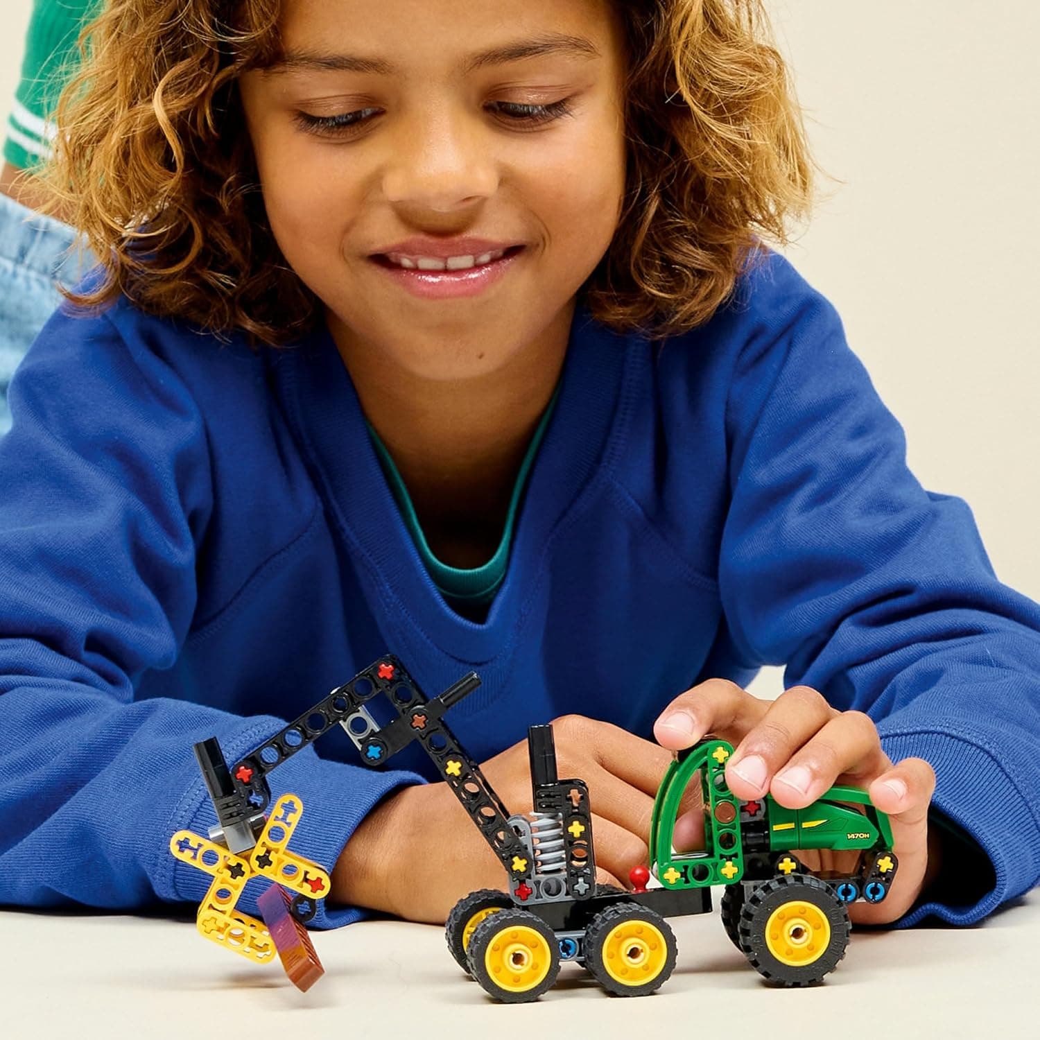 LEGO® Technic John Deere 1470H Wheeled Harvester 42218