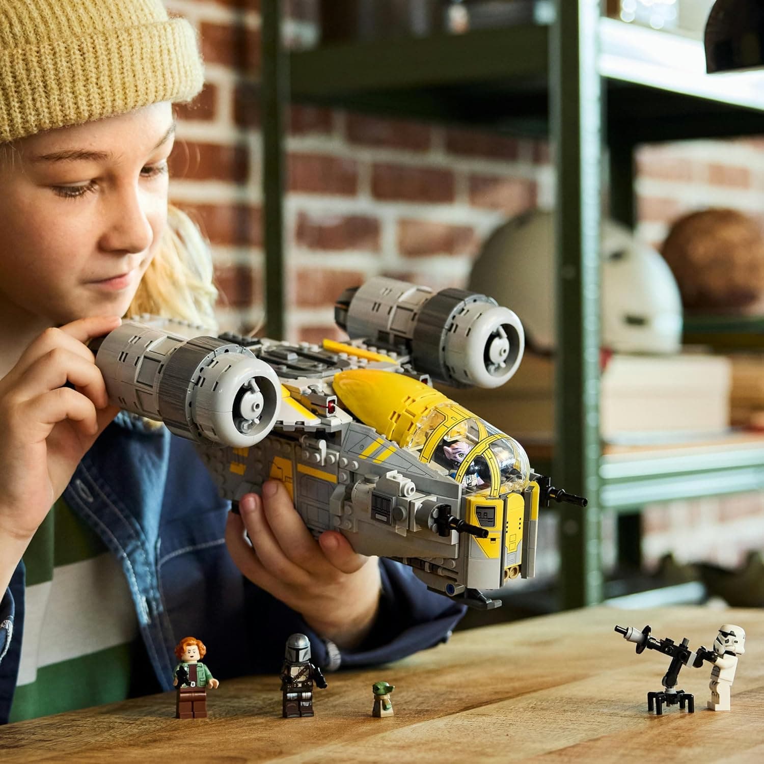 LEGO® Star Wars: The Mandalorian and Grogu™ The Razor Crest™ 75447