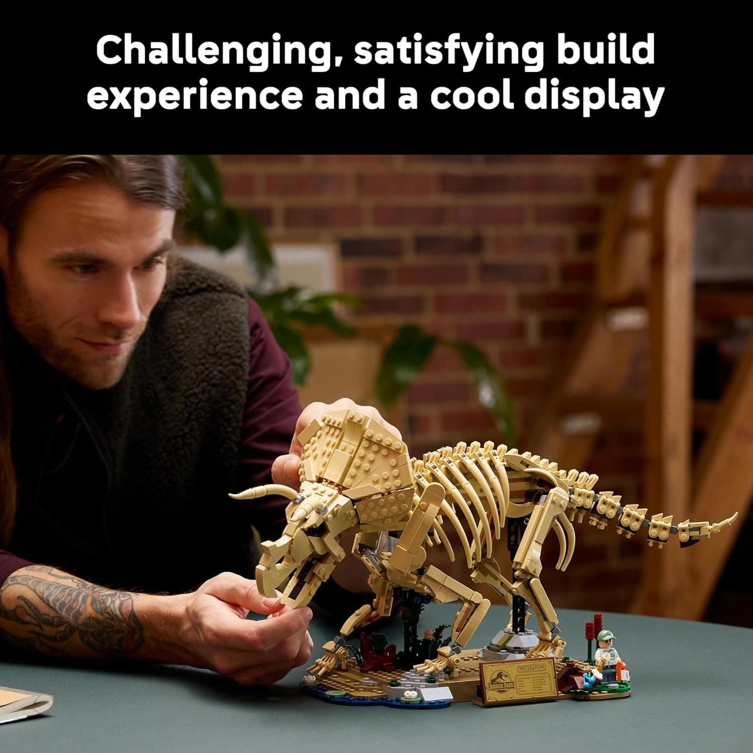 LEGO® Jurassic World Dinosaur Fossils: Triceratops 77985 B0FPXJL3QZ